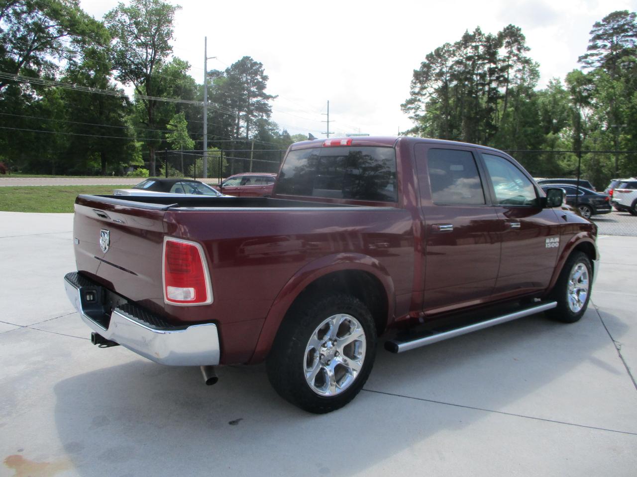 RAM 1500 Laramie Crew Cab SWB 2WD 2016