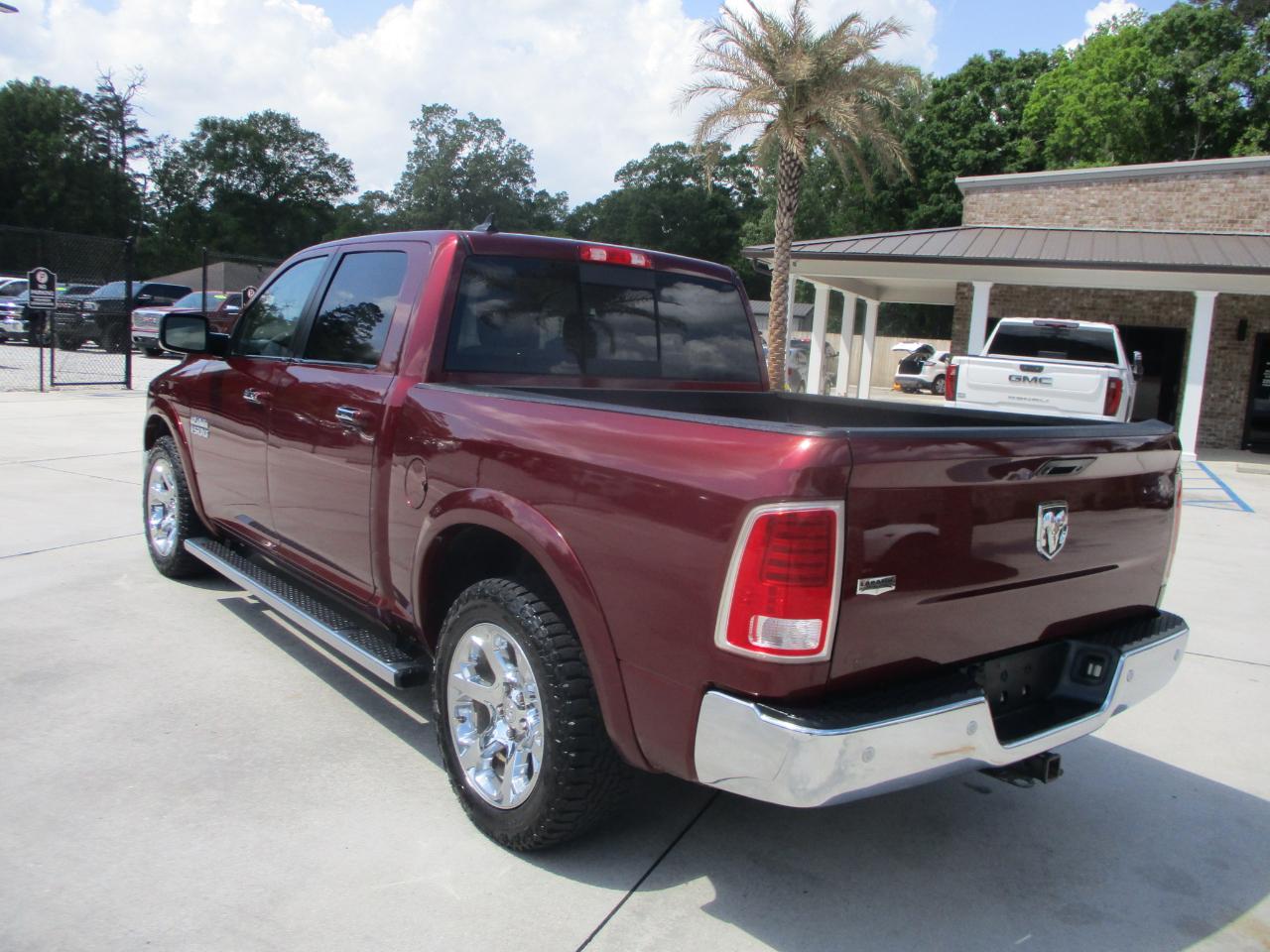 RAM 1500 Laramie Crew Cab SWB 2WD 2016