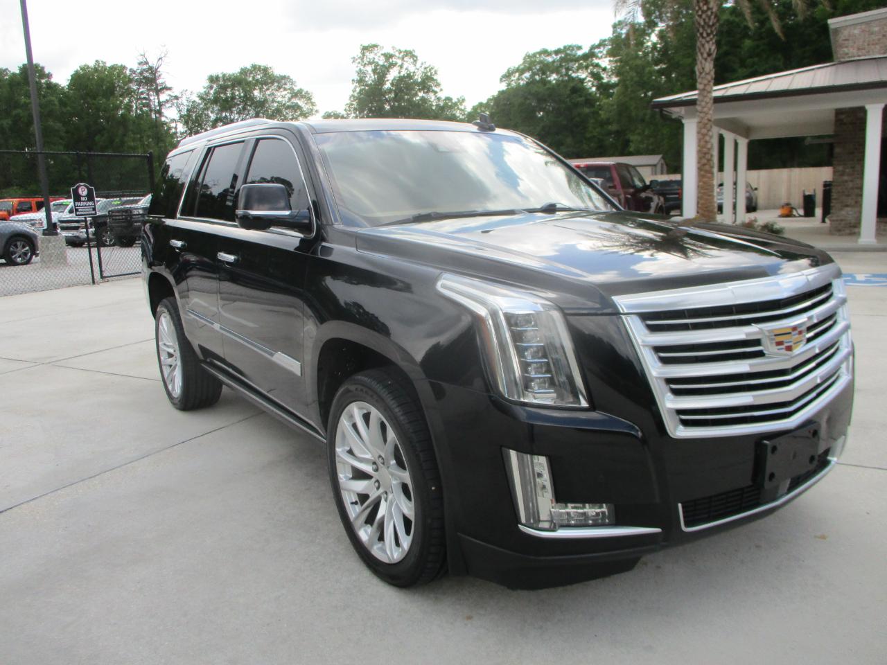 Cadillac Escalade Platinum 2WD 2016