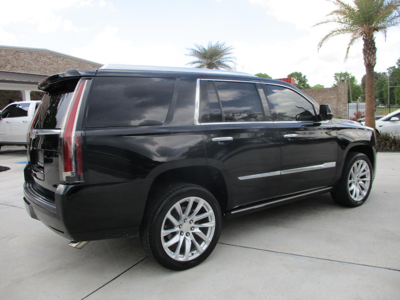 Cadillac Escalade Platinum 2WD 2016