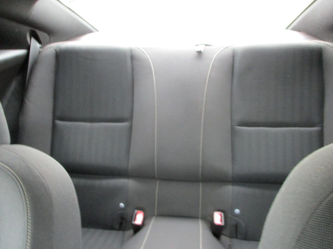 Chevrolet Camaro LS Coupe 2010