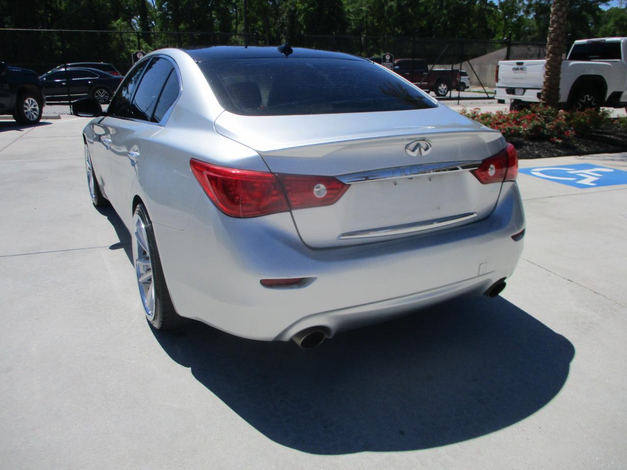 Infiniti Q50 Premium 2014