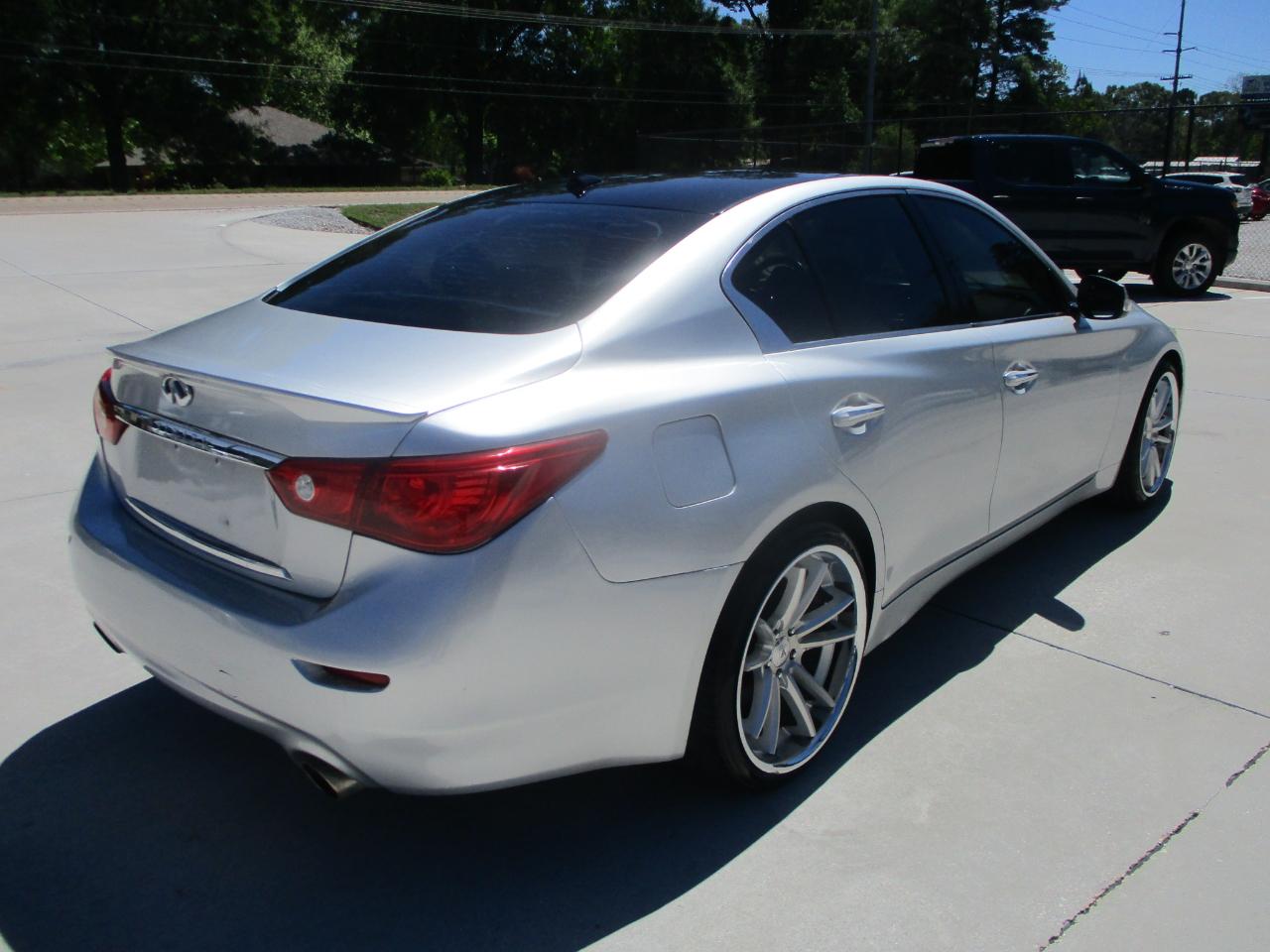 Infiniti Q50 Premium 2014