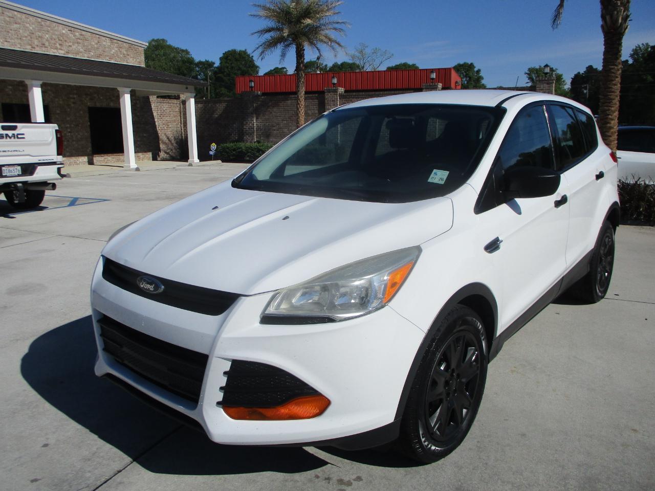 Ford Escape S FWD 2014