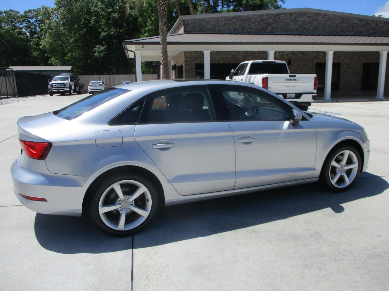 Audi A3 1.8T Premium FWD S tronic 2016