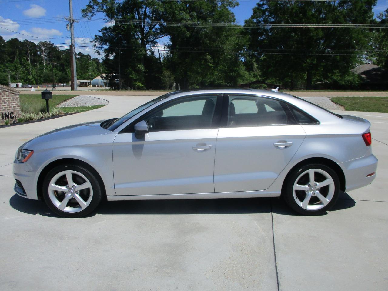 Audi A3 1.8T Premium FWD S tronic 2016