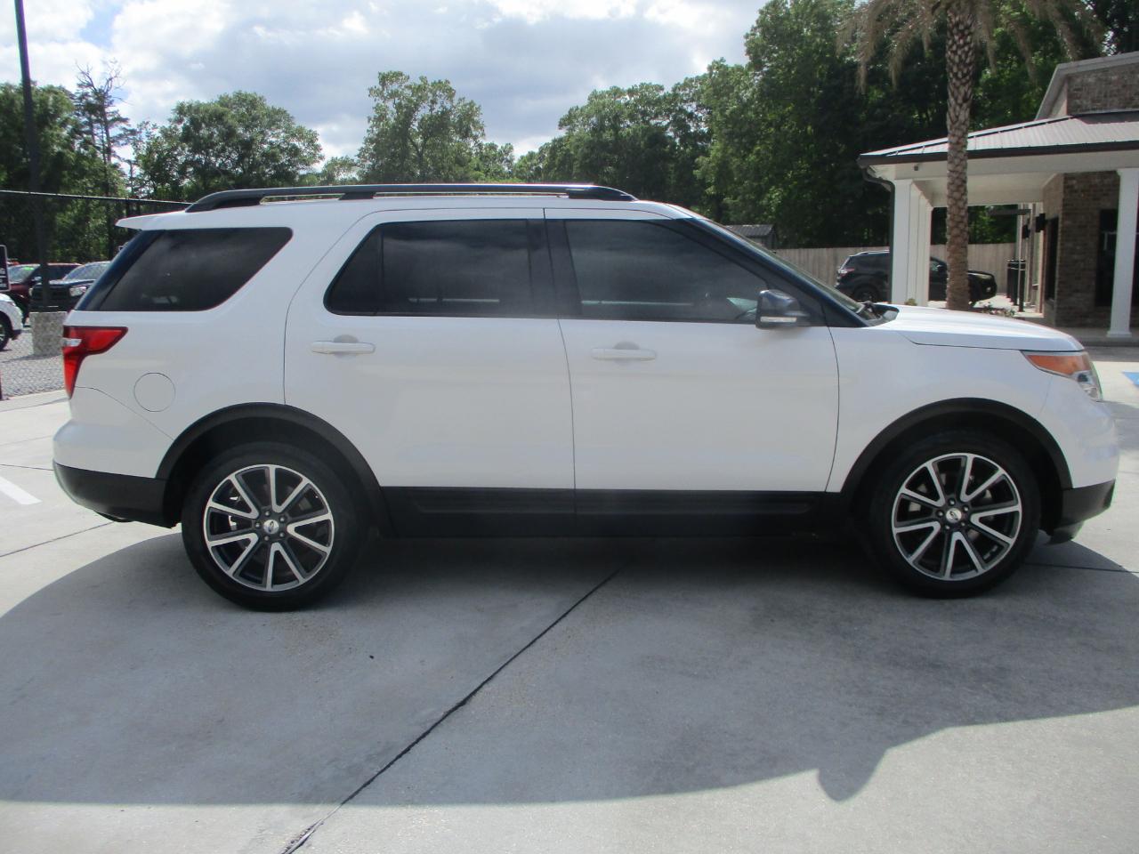 Ford Explorer XLT FWD 2015