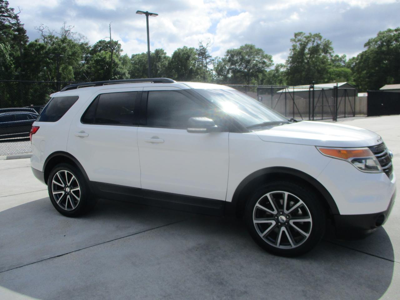 Ford Explorer XLT FWD 2015