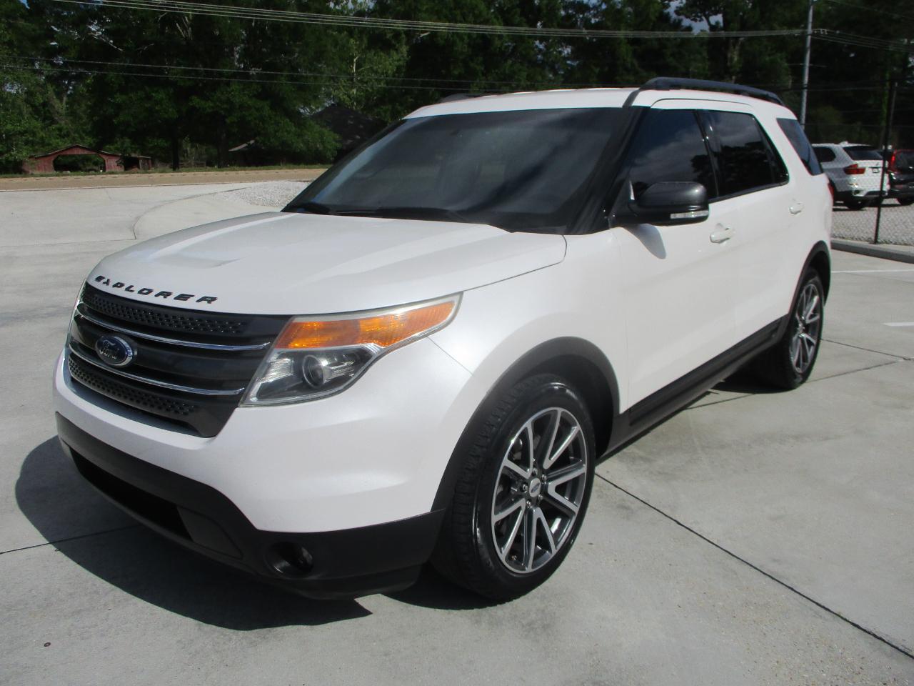 Ford Explorer XLT FWD 2015
