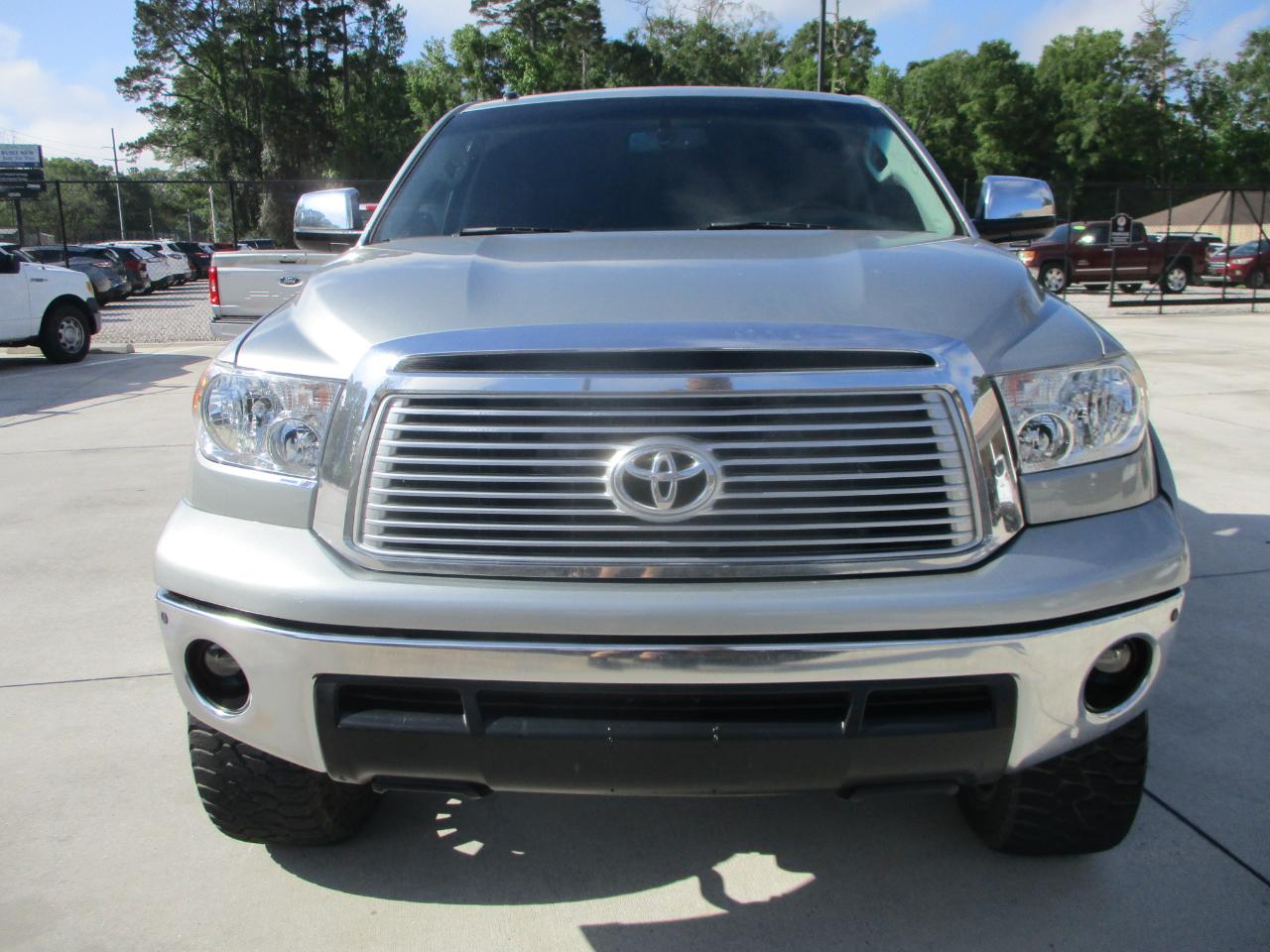 Toyota Tundra Limited 5.7L FFV CrewMax 4WD 2010