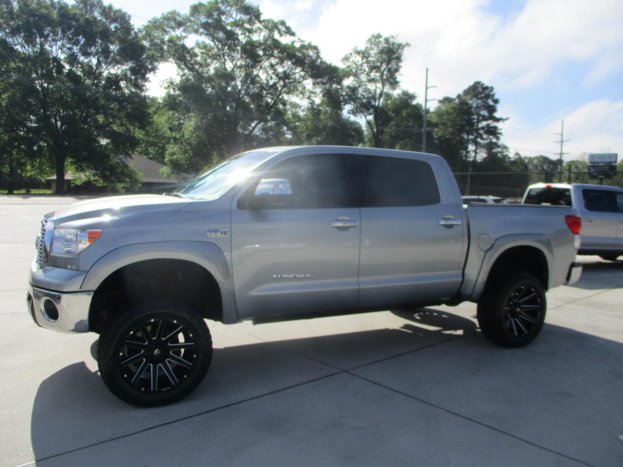 Toyota Tundra Limited 5.7L FFV CrewMax 4WD 2010