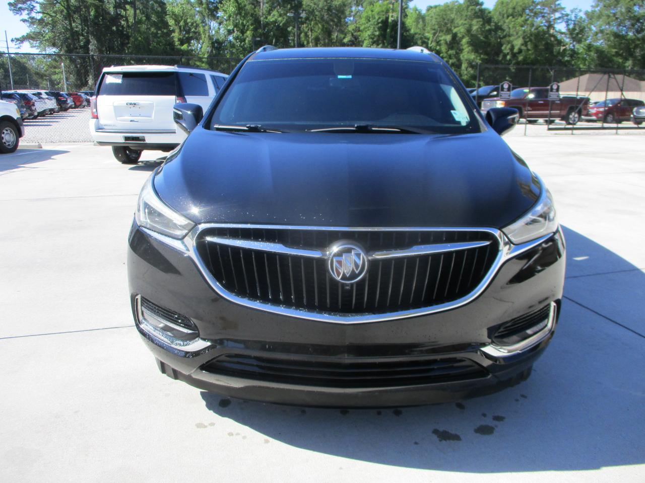 Buick Enclave Essence FWD 2018