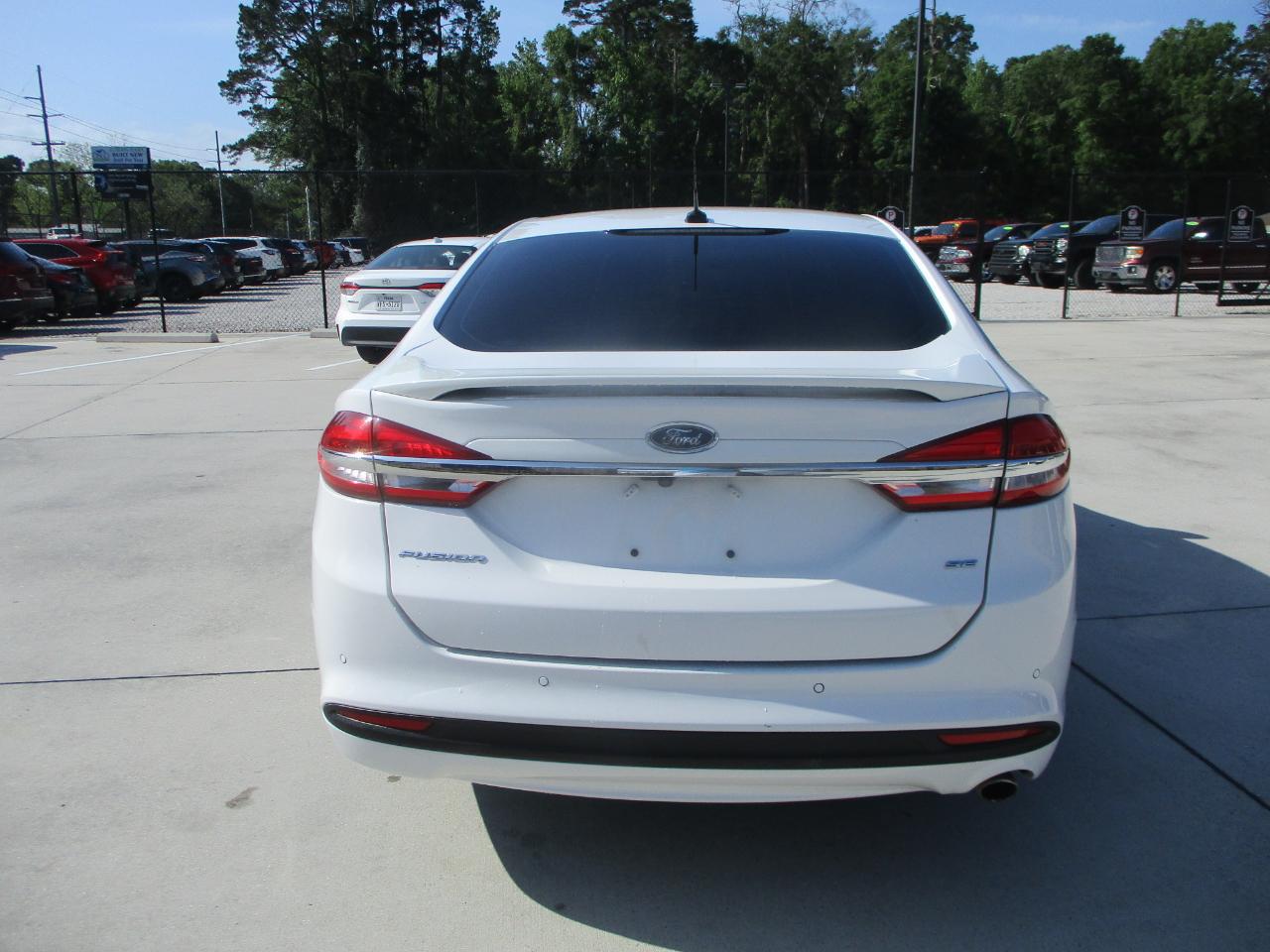 Ford Fusion SE 2017