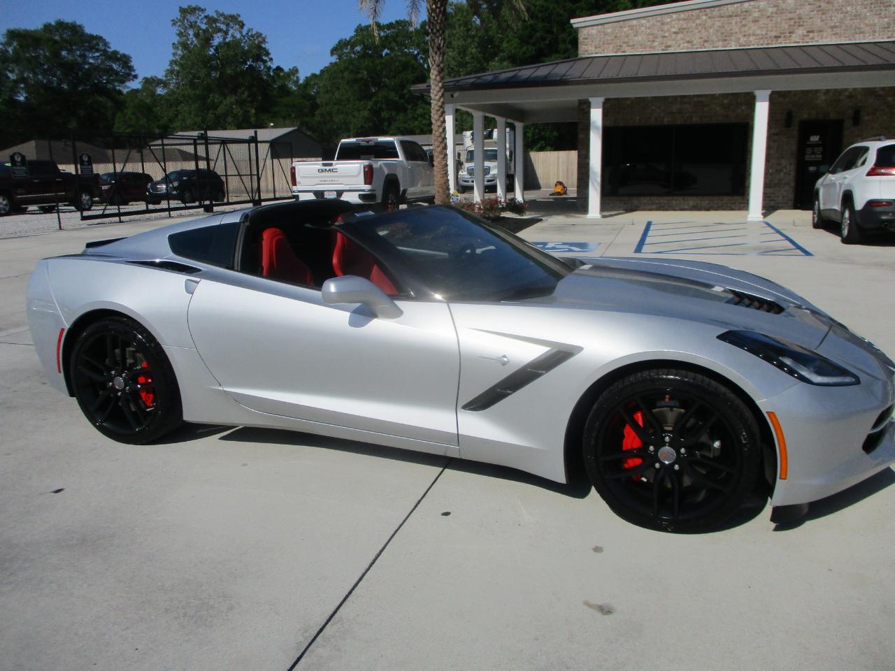 Chevrolet Corvette Stingray 1LT Coupe Automatic 2014