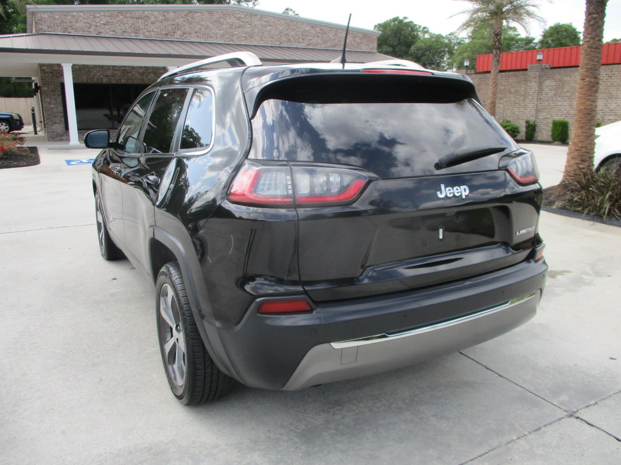 Jeep Cherokee Limited FWD 2019