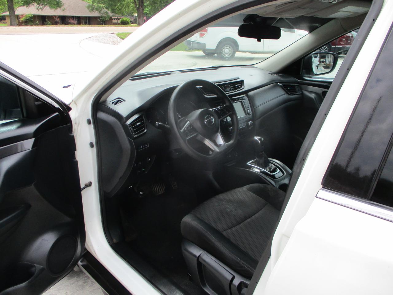 Nissan Rogue SV 2WD 2019