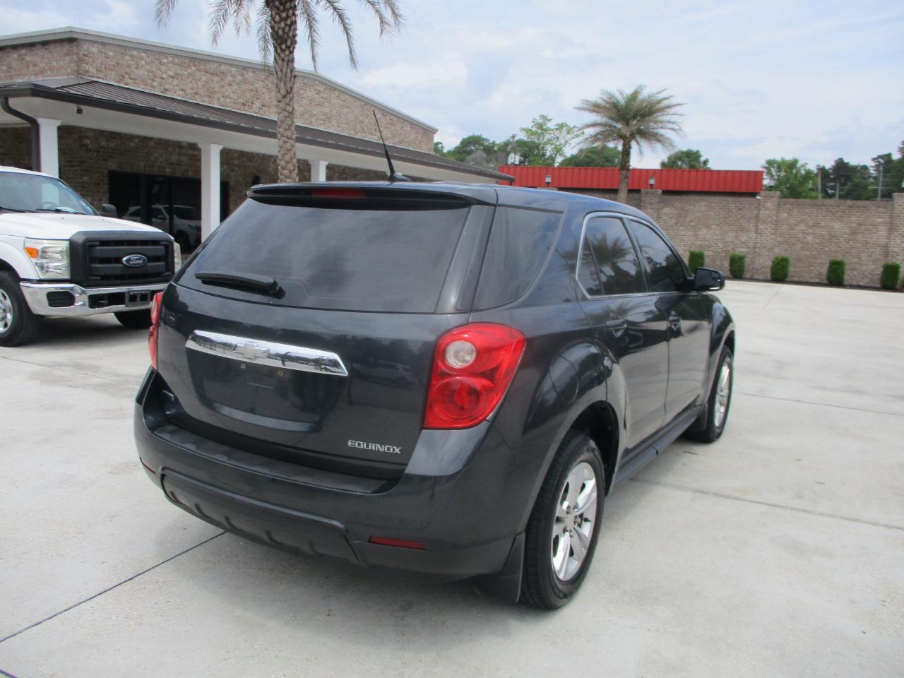 Chevrolet Equinox LS 2WD 2012