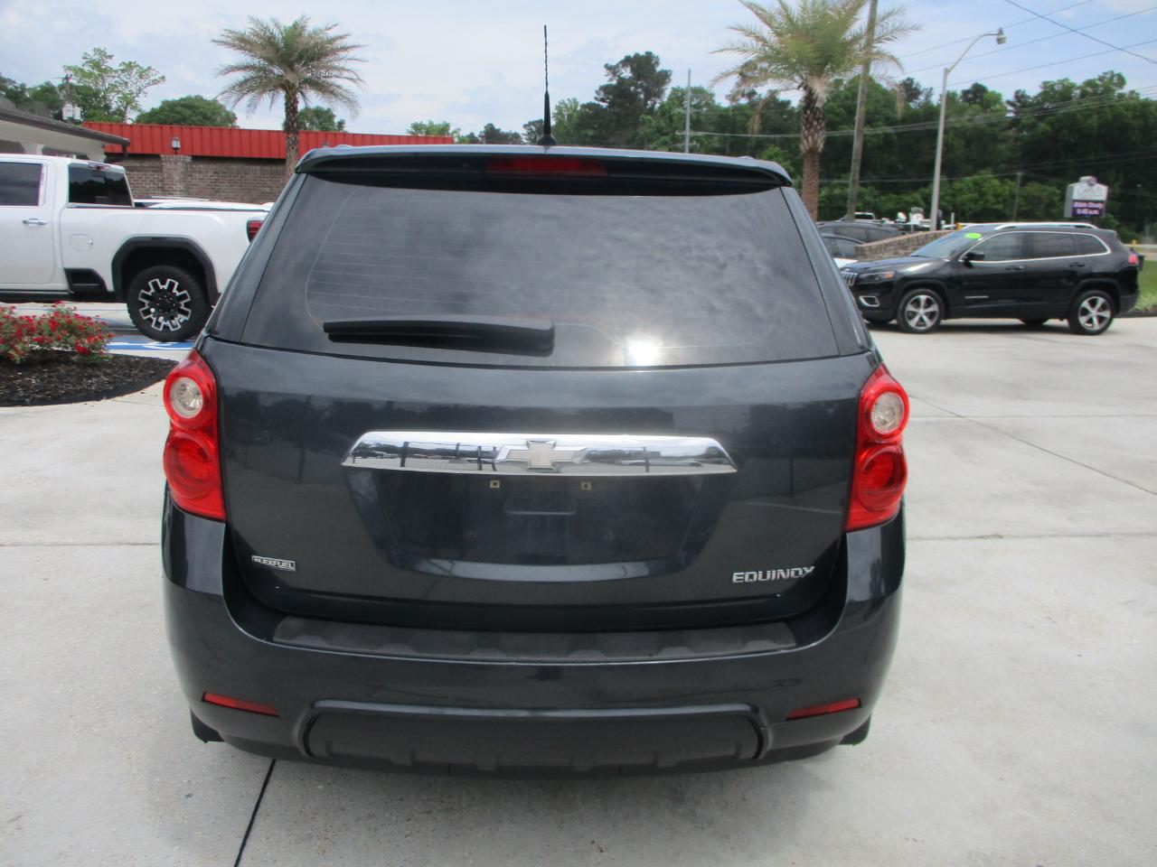 Chevrolet Equinox LS 2WD 2012