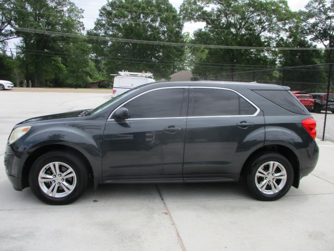 Chevrolet Equinox LS 2WD 2012