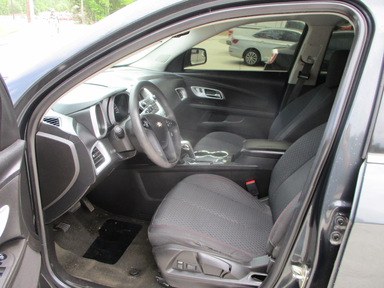 Chevrolet Equinox LS 2WD 2012