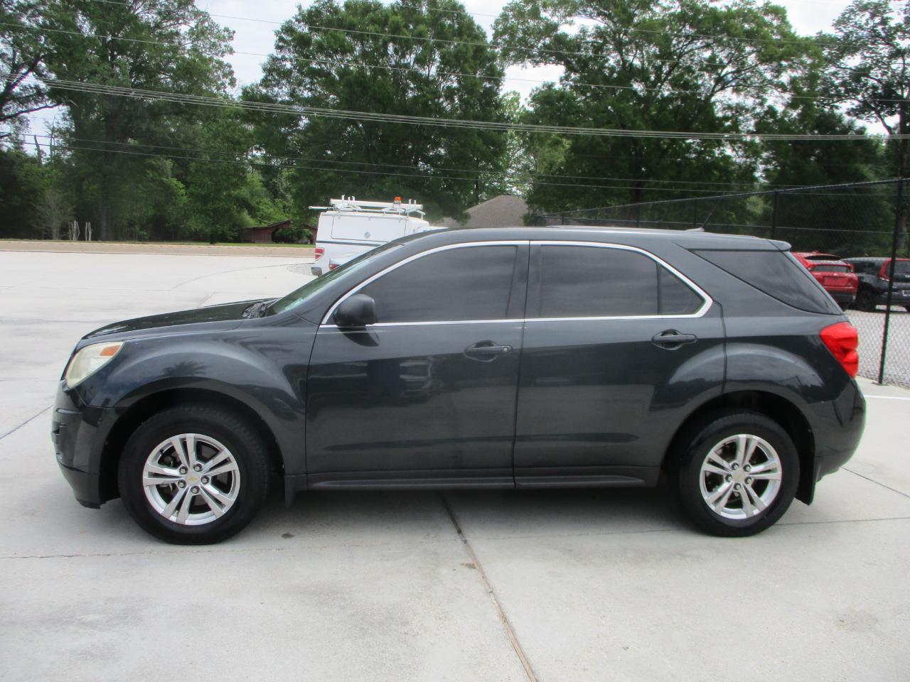 Chevrolet Equinox LS 2WD 2012