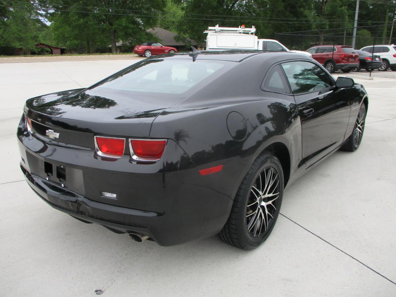 Chevrolet Camaro LS Coupe 2010