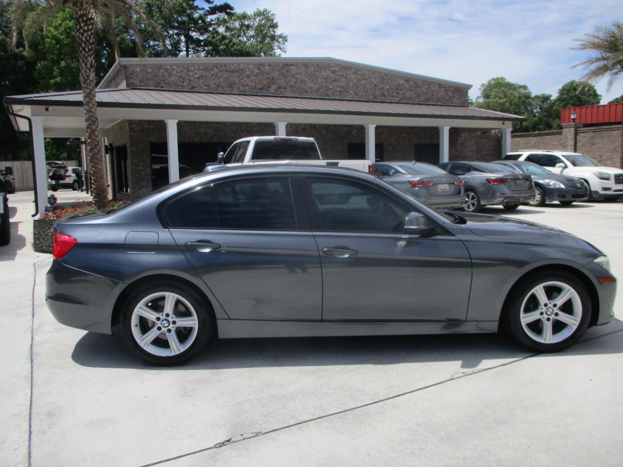 BMW 3-Series 328i Sedan 2014