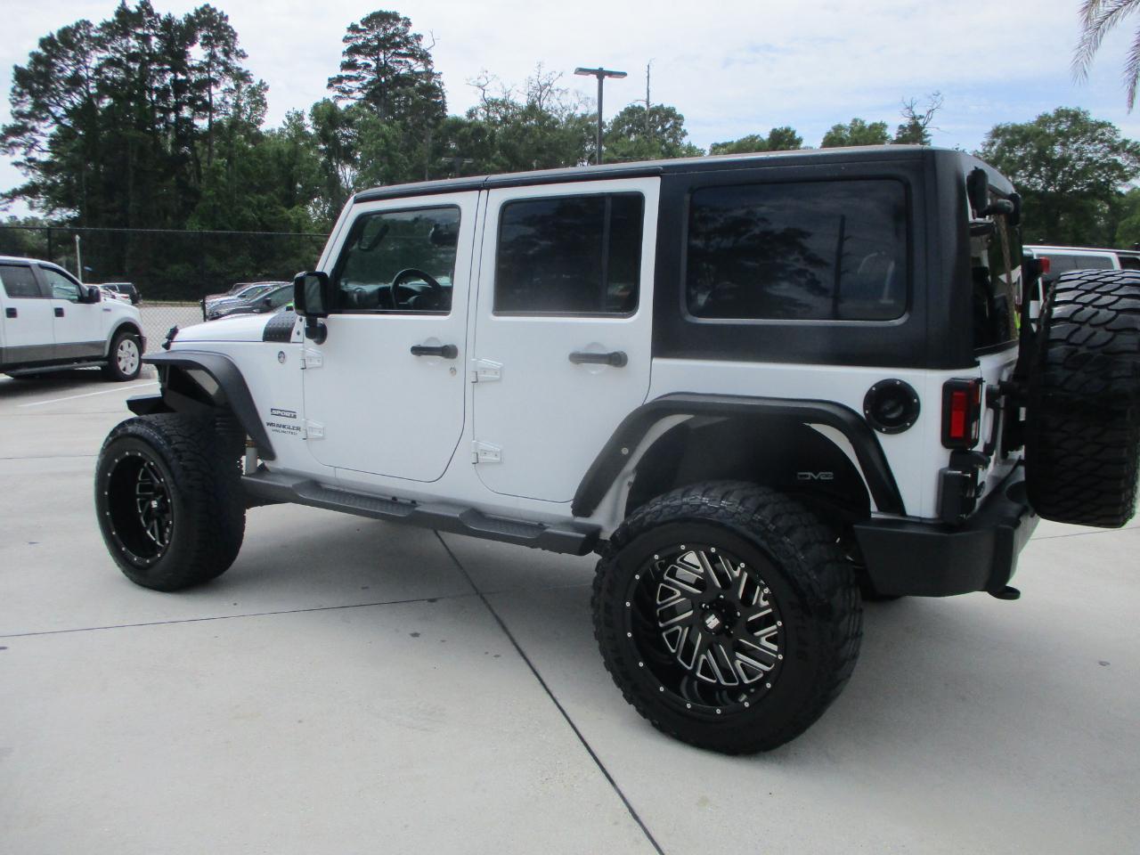 Jeep Wrangler Unlimited Sport 4WD 2015