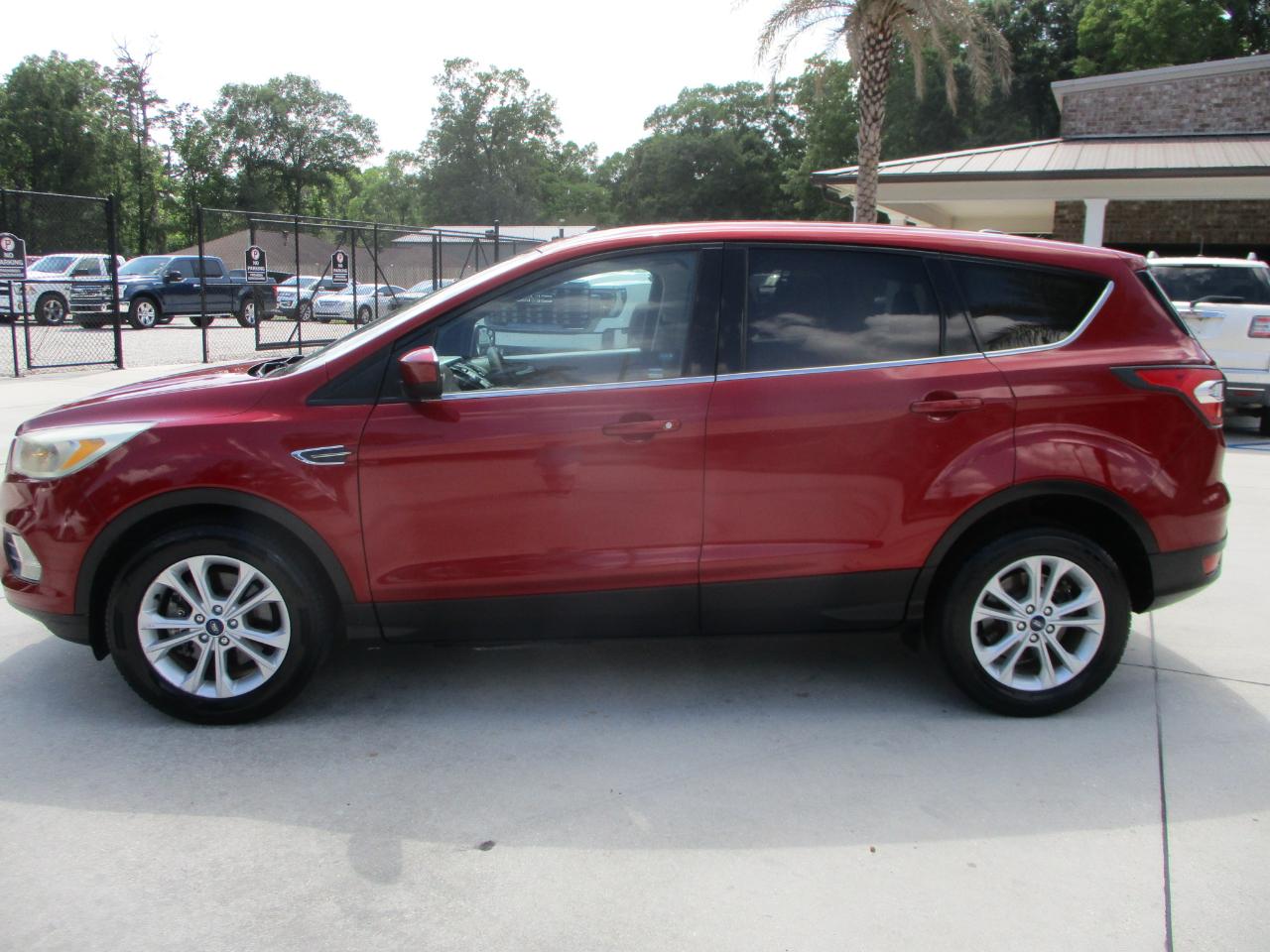 Ford Escape SE FWD 2017
