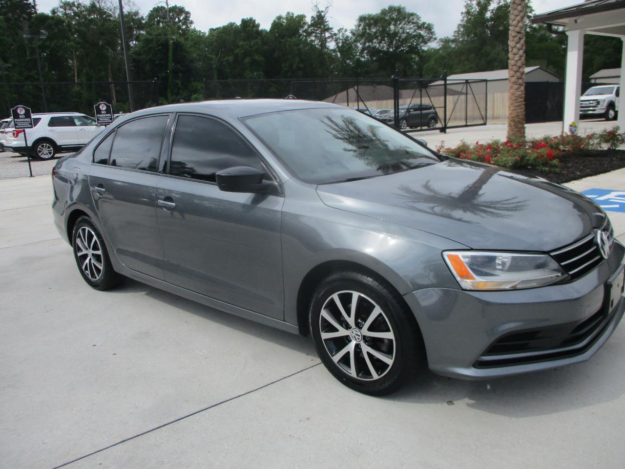 Volkswagen Jetta SE 6A 2016