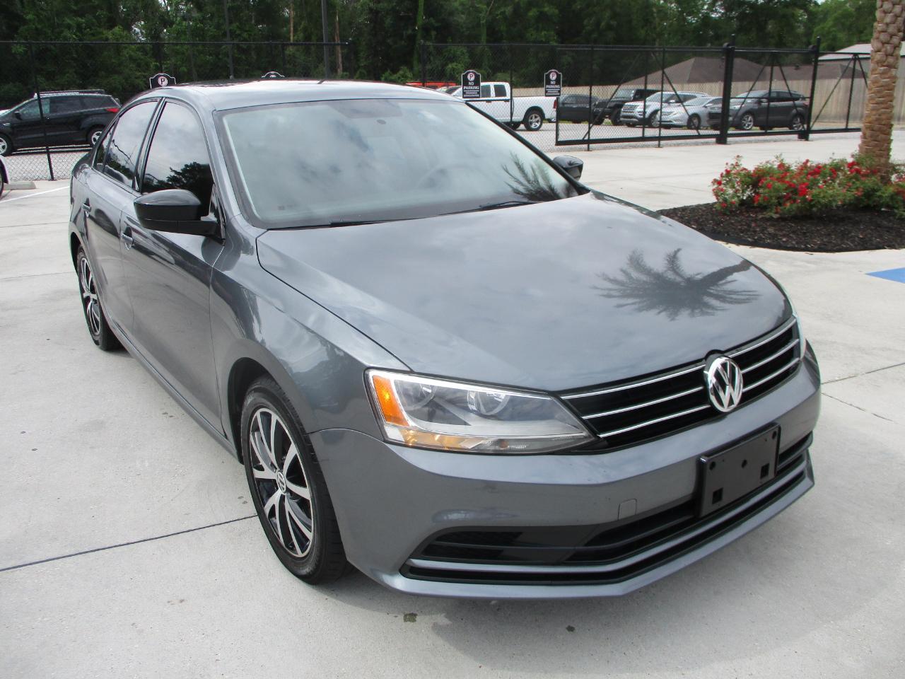 Volkswagen Jetta SE 6A 2016