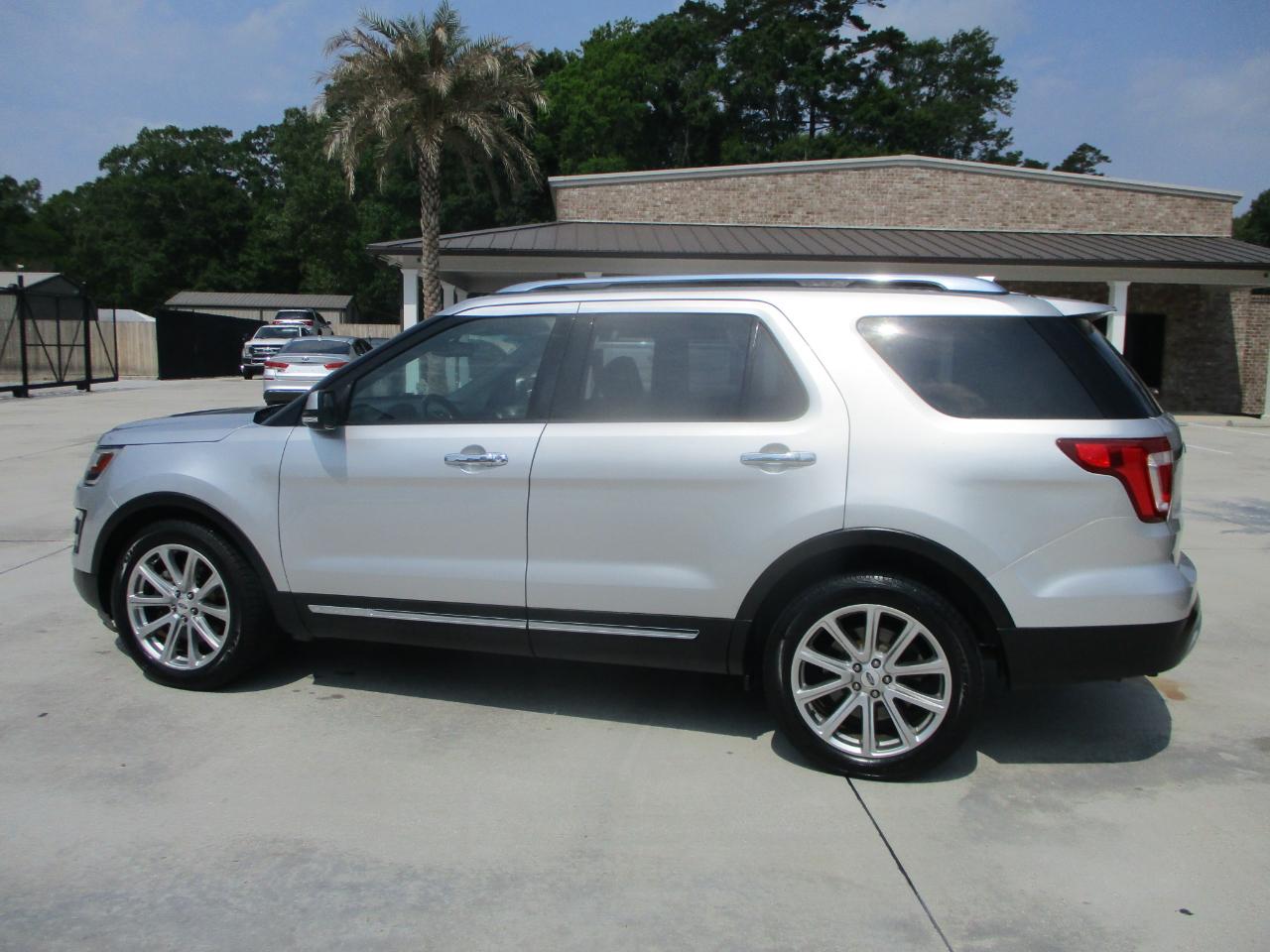 Ford Explorer Limited FWD 2016