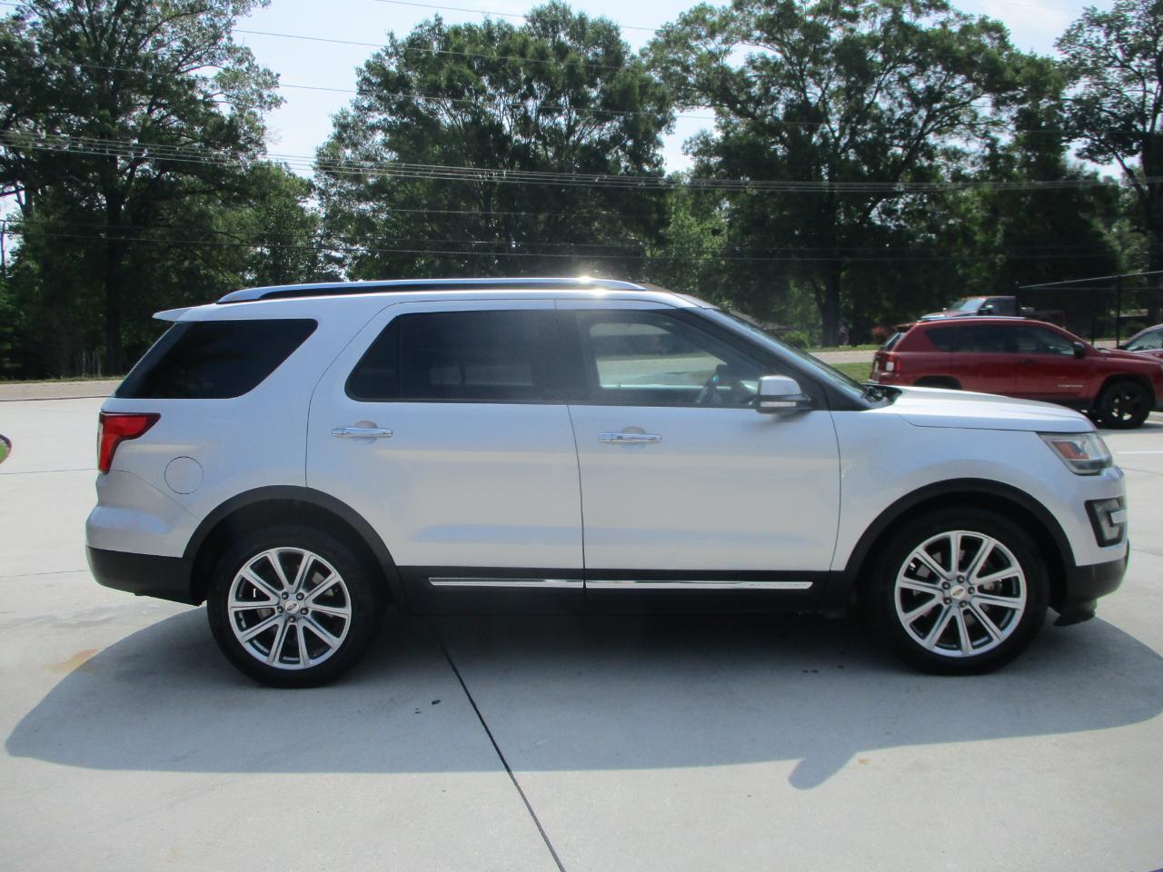 Ford Explorer Limited FWD 2016