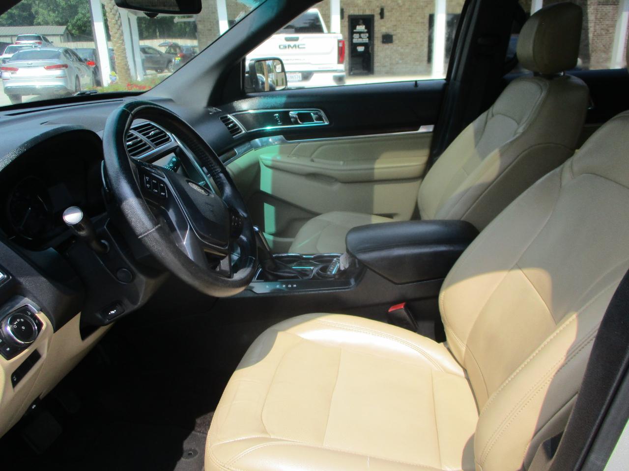 Ford Explorer Limited FWD 2016