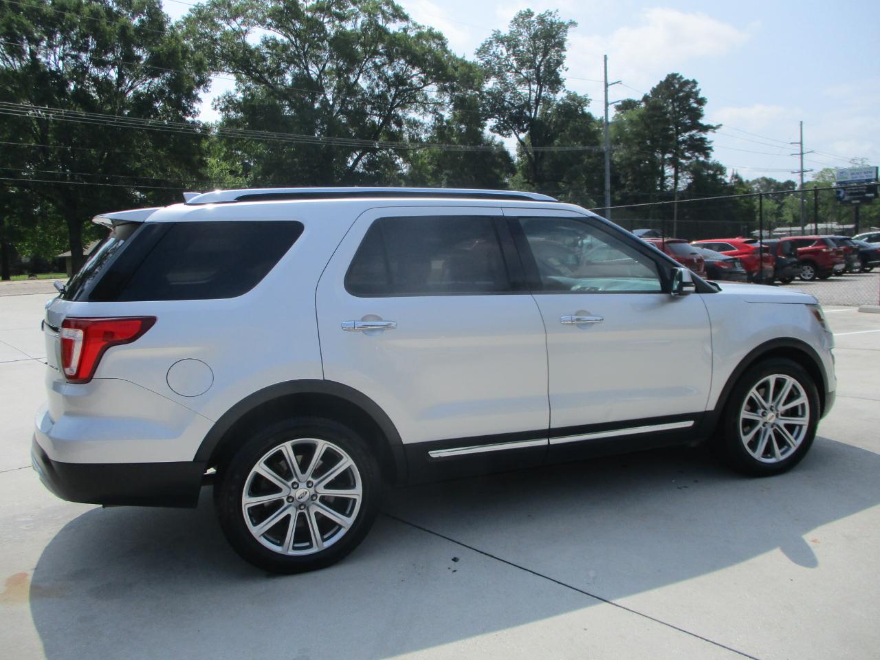 Ford Explorer Limited FWD 2016