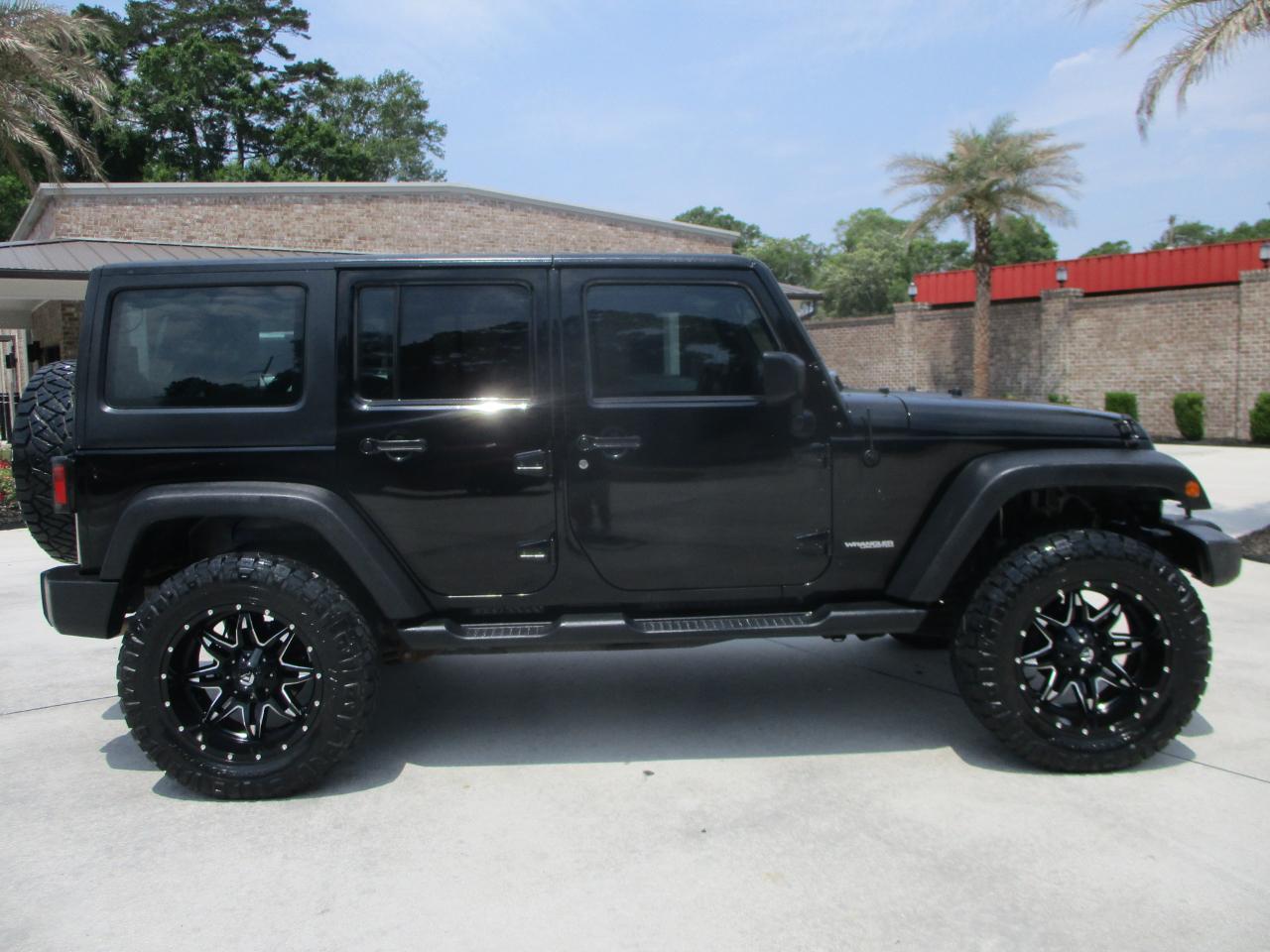 Jeep Wrangler Unlimited Sport 4WD 2014