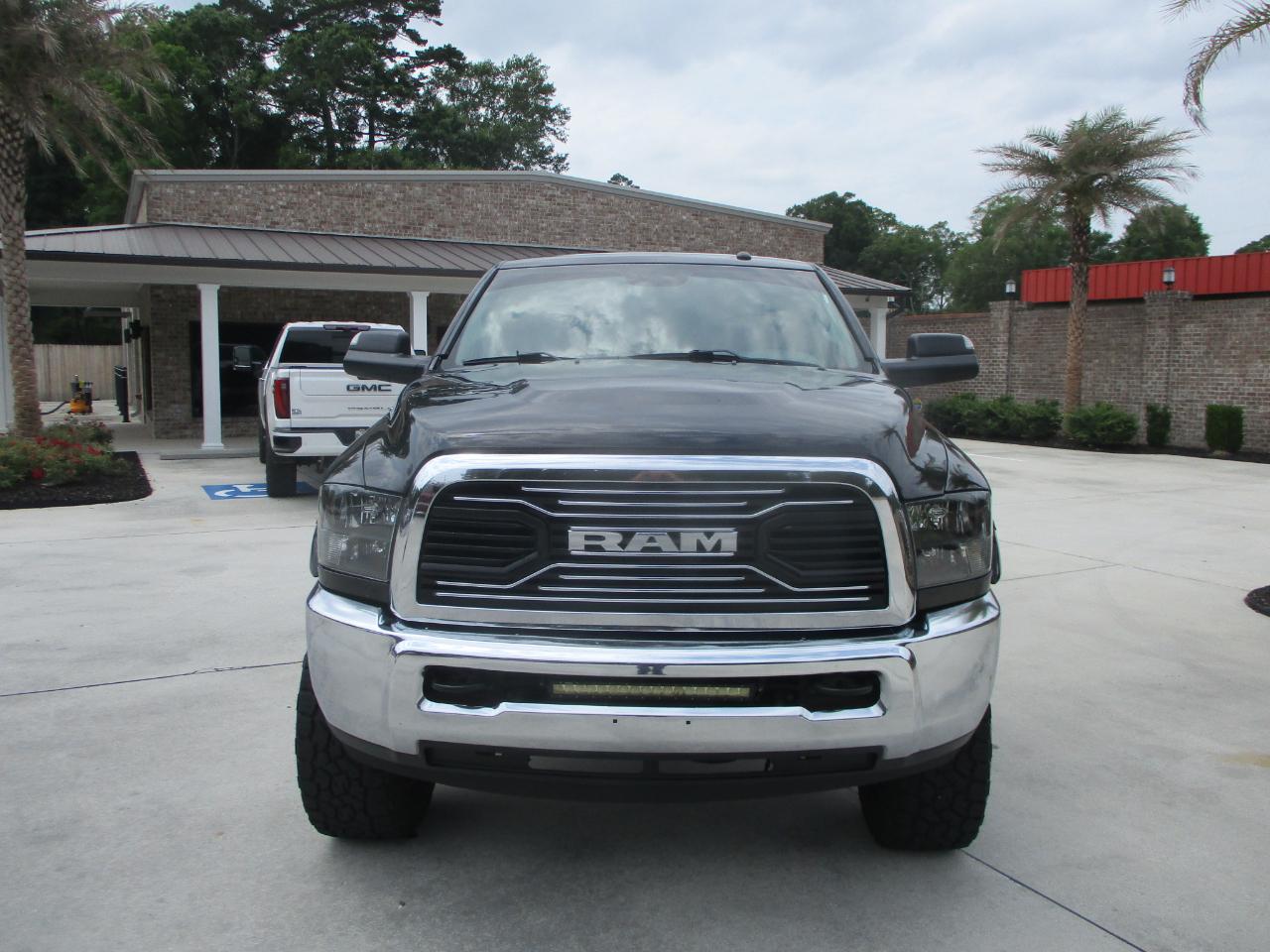 RAM 2500 Tradesman Crew Cab SWB 4WD 2016