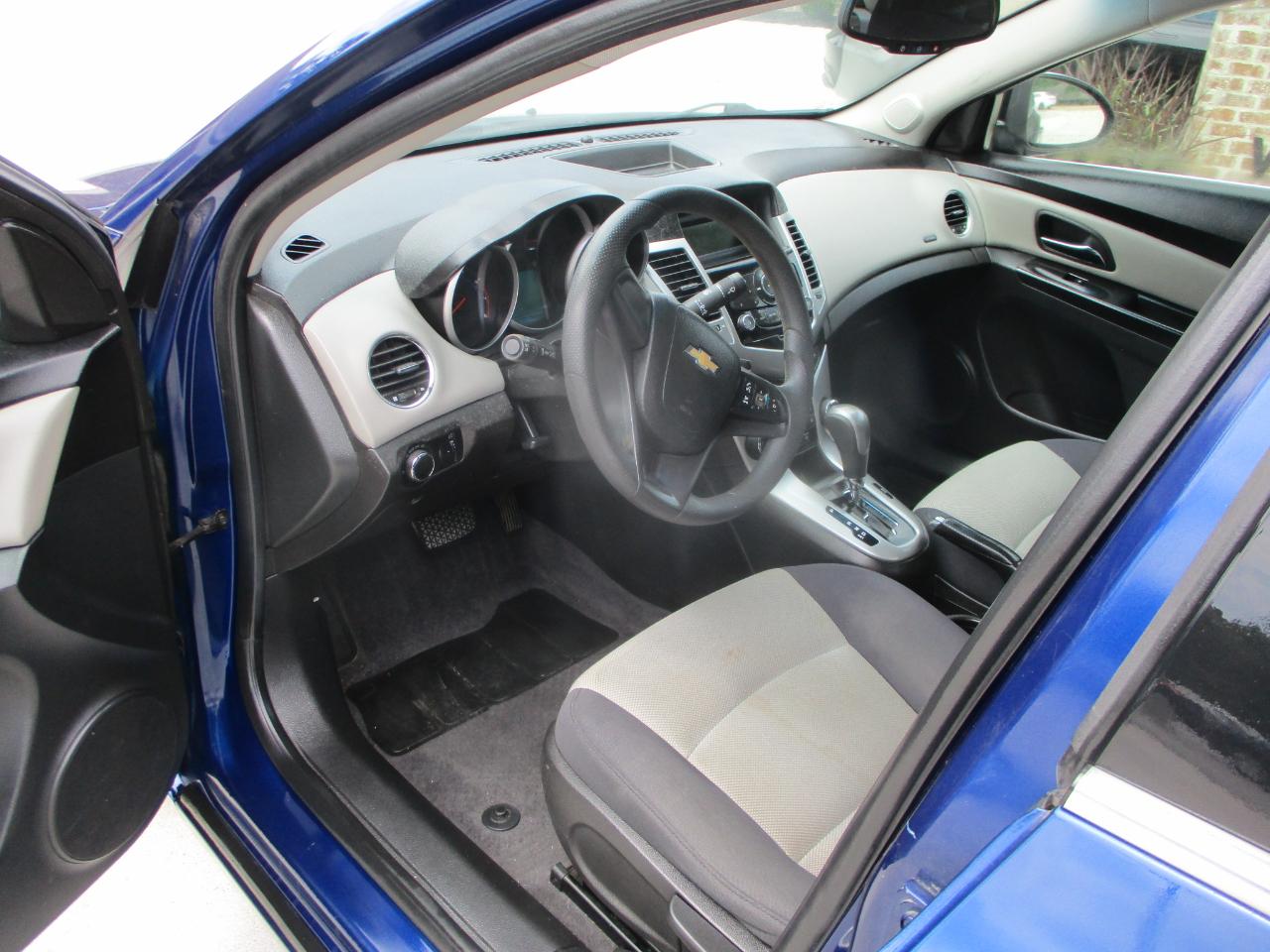 Chevrolet Cruze 2LS 2012