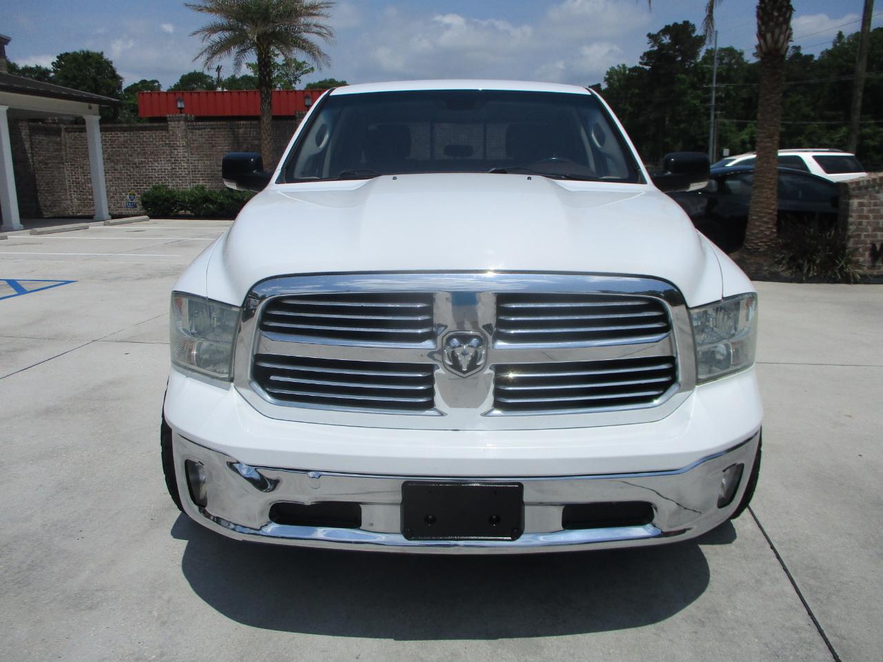 RAM 1500 4WD Crew Cab 140.5" Lone Star 2014