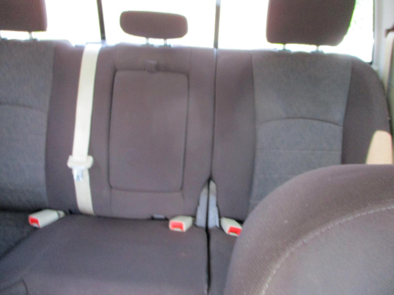 RAM 1500 4WD Crew Cab 140.5" Lone Star 2014