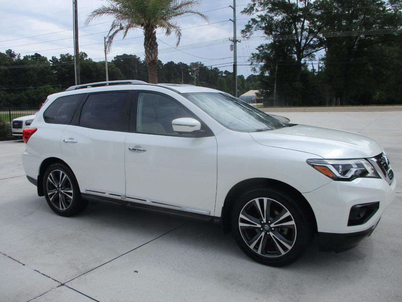 Nissan Pathfinder Platinum 2WD 2019