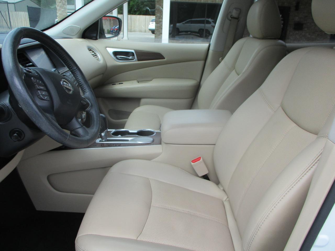 Nissan Pathfinder Platinum 2WD 2019