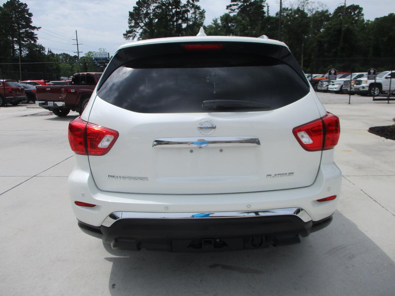 Nissan Pathfinder Platinum 2WD 2019