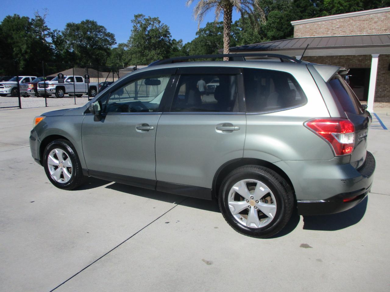 Subaru Forester 2.5i Touring 2014