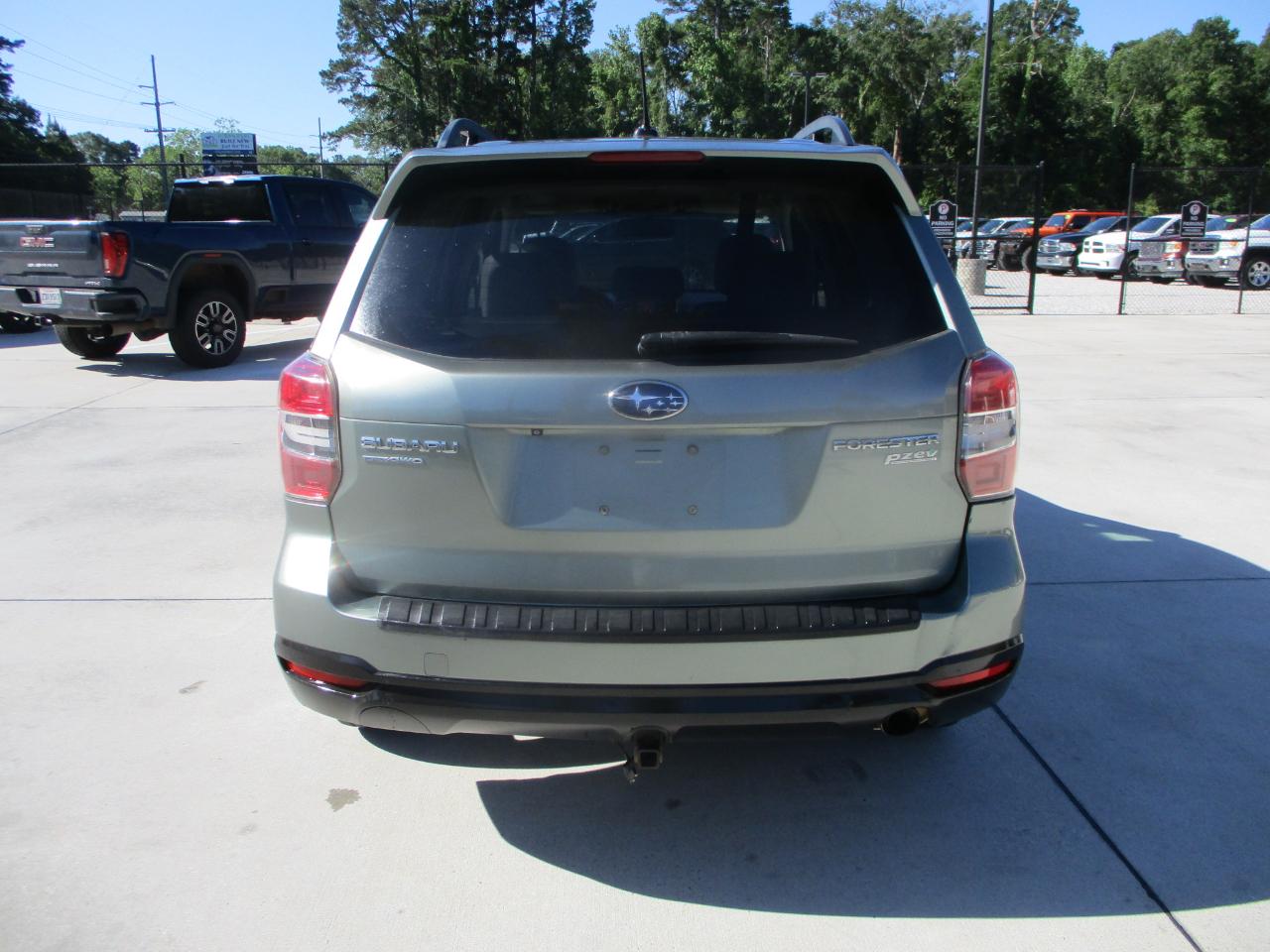 Subaru Forester 2.5i Touring 2014