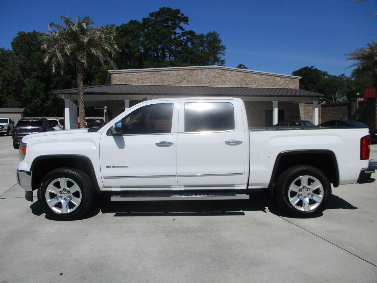 GMC Sierra 1500 SLT Crew Cab 2WD 2014