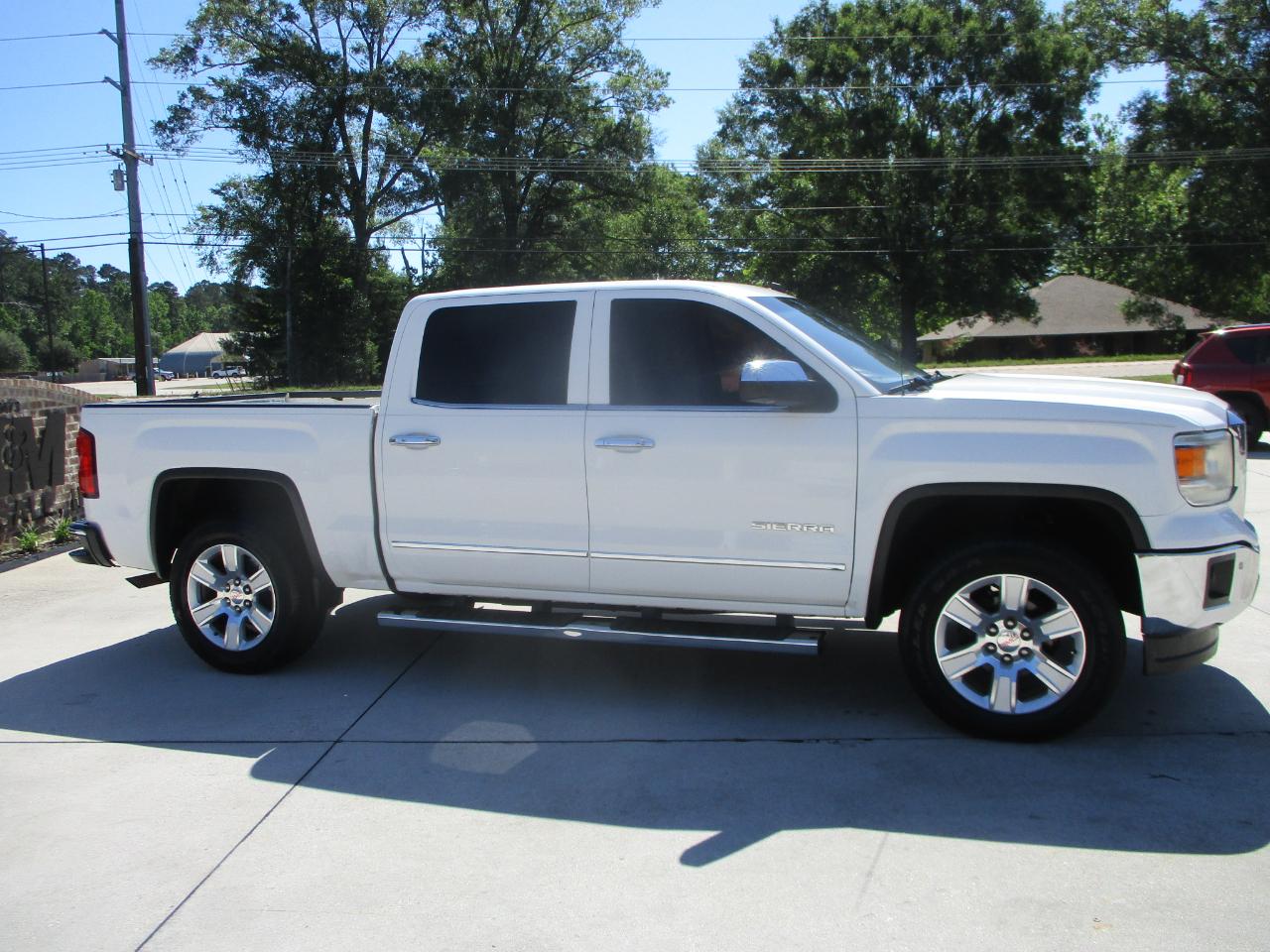 GMC Sierra 1500 SLT Crew Cab 2WD 2014