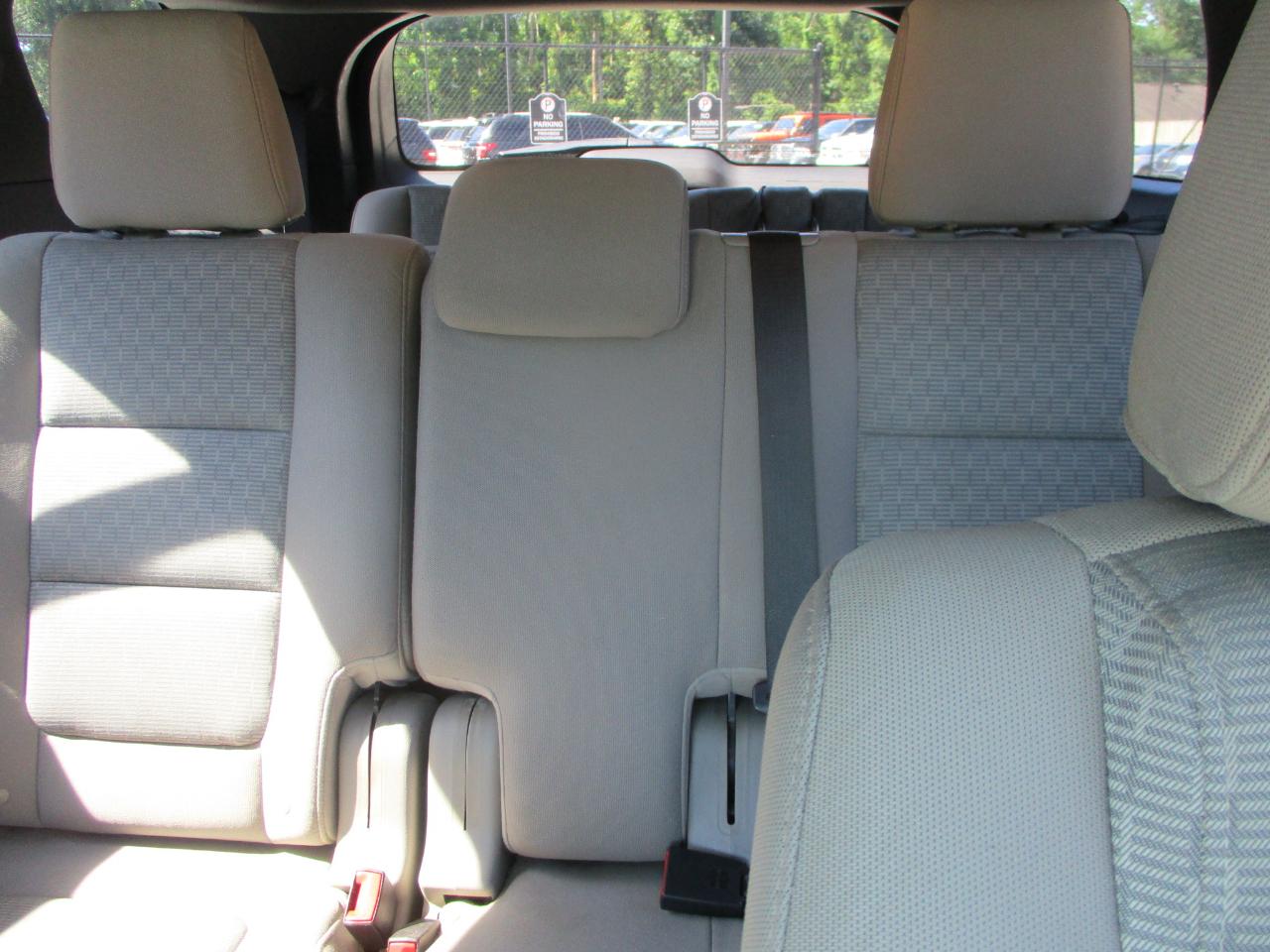 Ford Explorer XLT FWD 2012