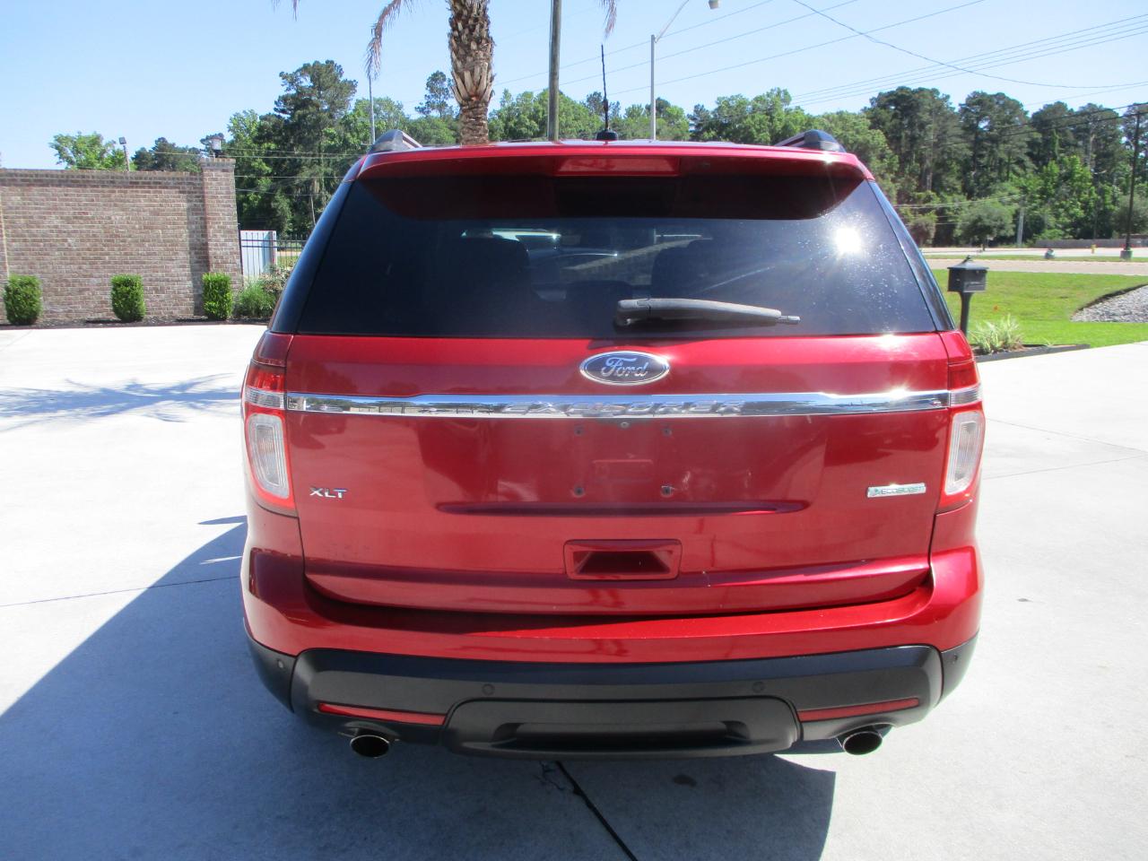 Ford Explorer XLT FWD 2012