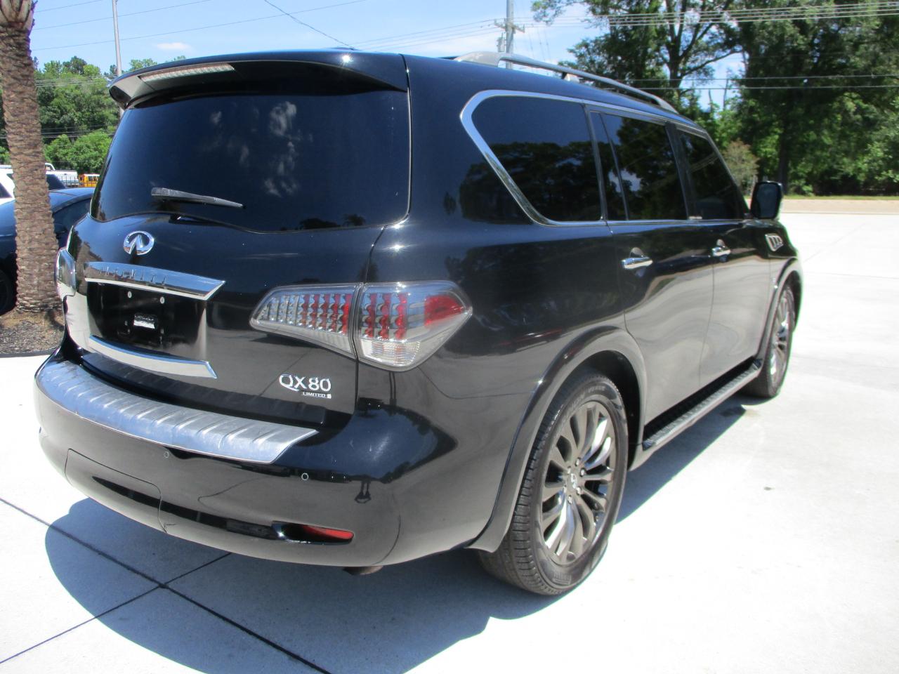 Infiniti QX80 4WD 2015